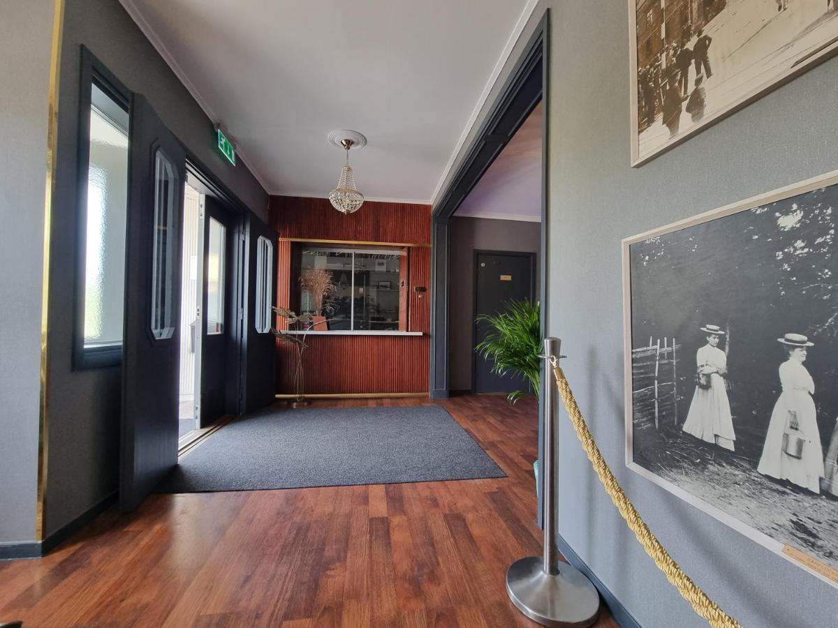 Hotell Gaestis Tierp Buitenkant foto